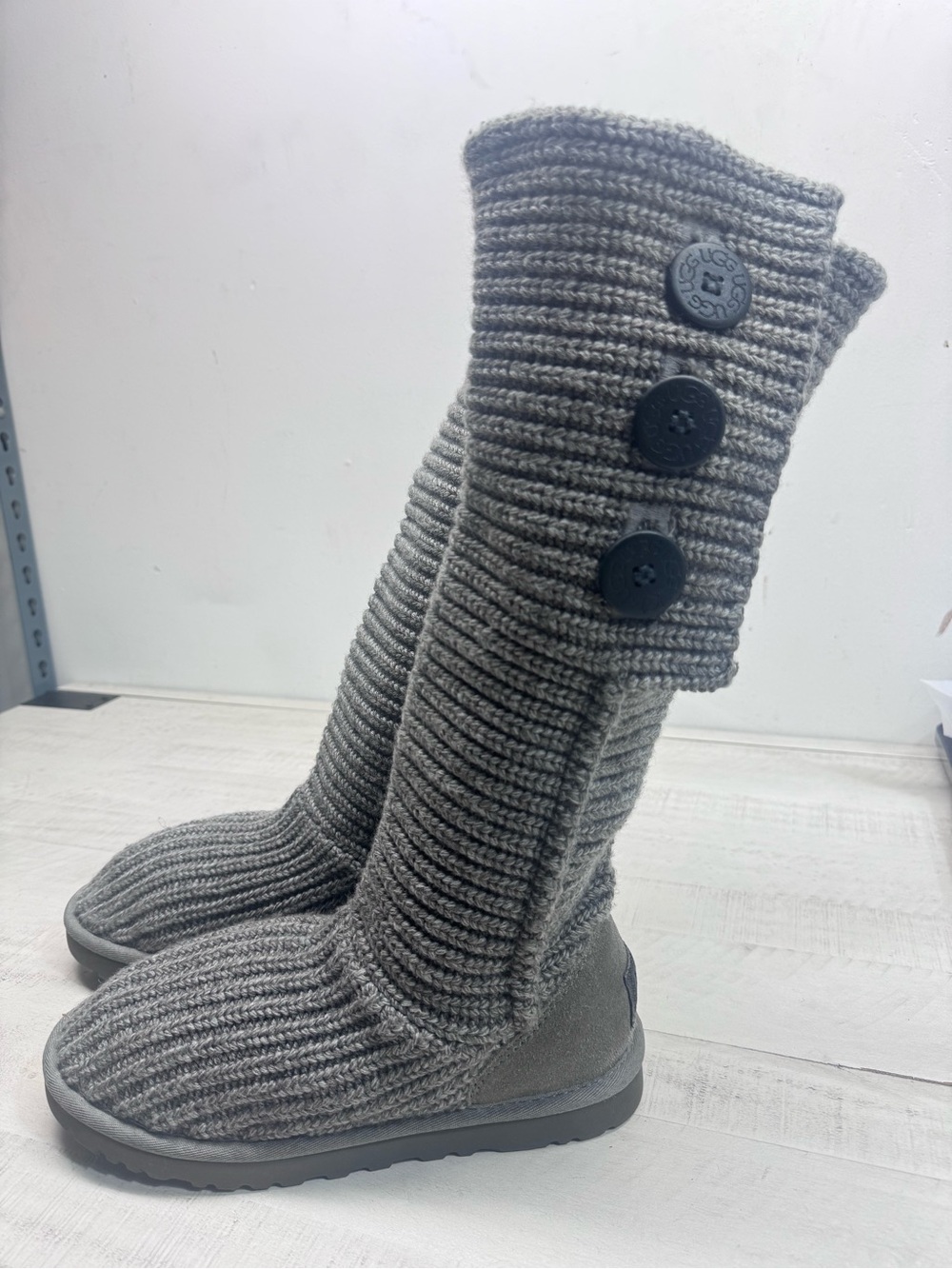 UGG gray Classic Cardy Boots Shearling Footbed Gray Knit Buttons size 8
